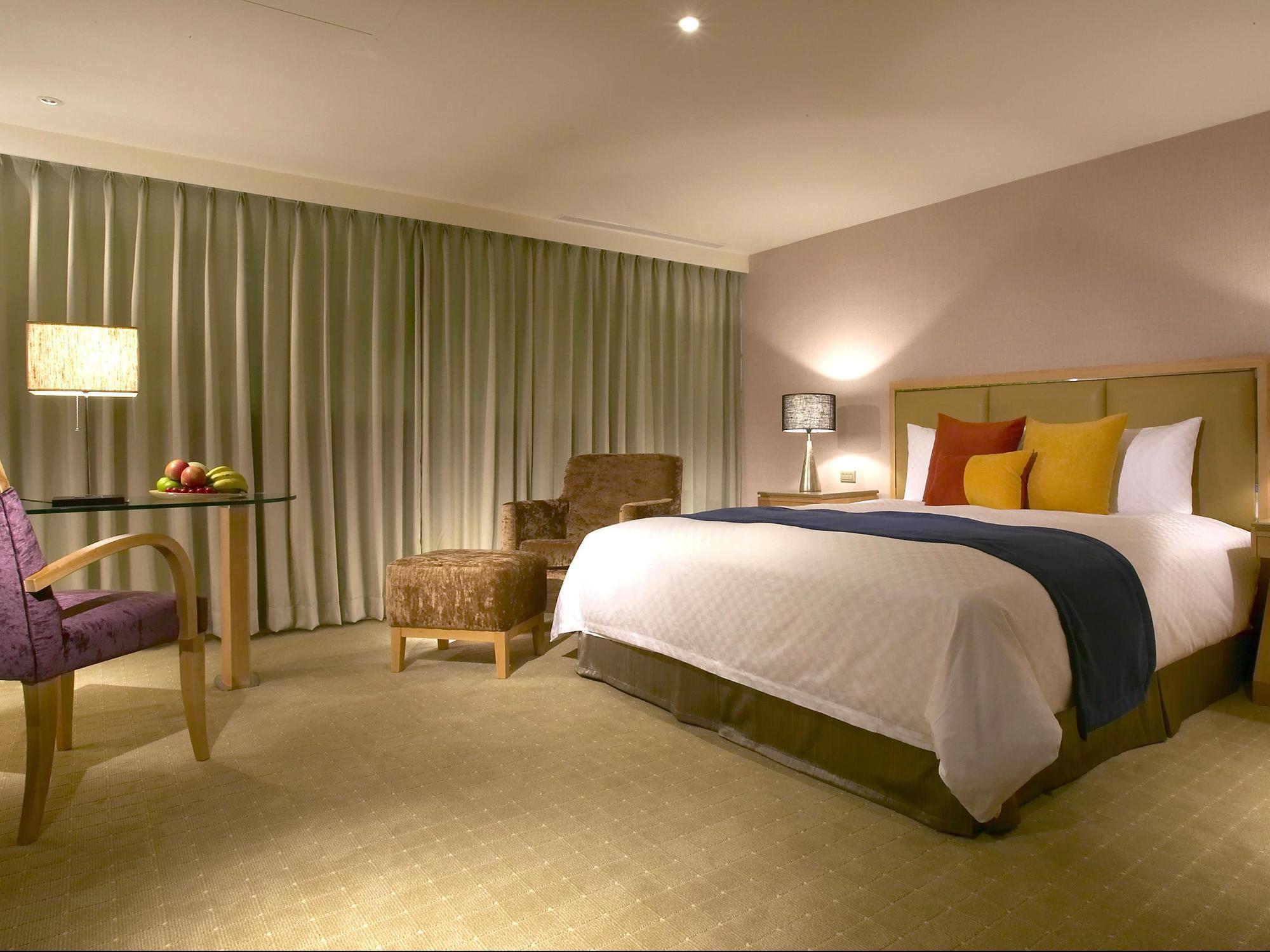 จินหัว โฮเต็ล Hotel หลัวตง ภายนอก รูปภาพ